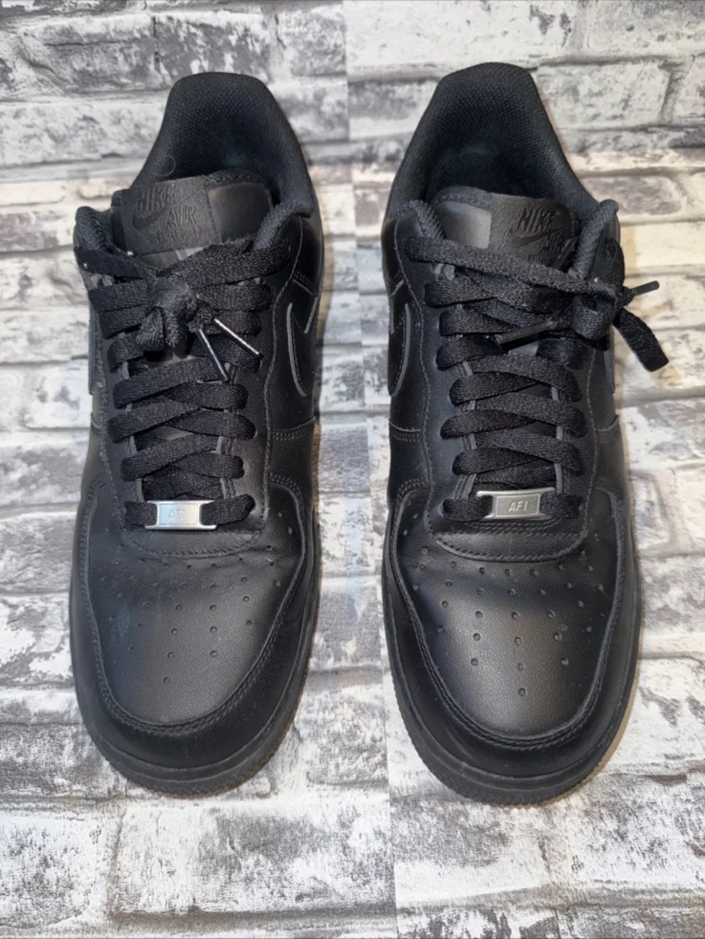 Used Nike Air Force 1 '07 Low Triple Black Shoes Mens Size 10.5 CW2288-001 - Picture 2 of 9